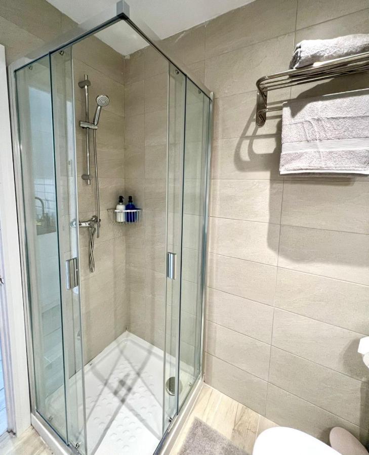 Menorca Chic Apartment Near Beach & Harbour Cala en Bosch Kültér fotó